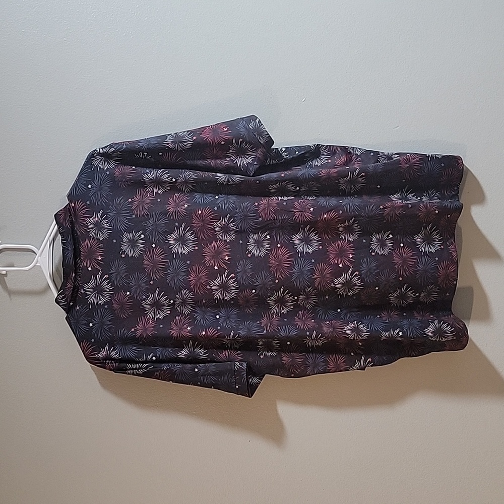Caddy Cart Firework Tshirt - Picture 4 of 4